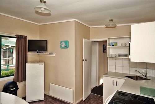 Omokoroa Kiwi Holiday Park Tauranga Buitenkant foto