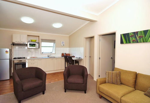 Omokoroa Kiwi Holiday Park Tauranga Buitenkant foto