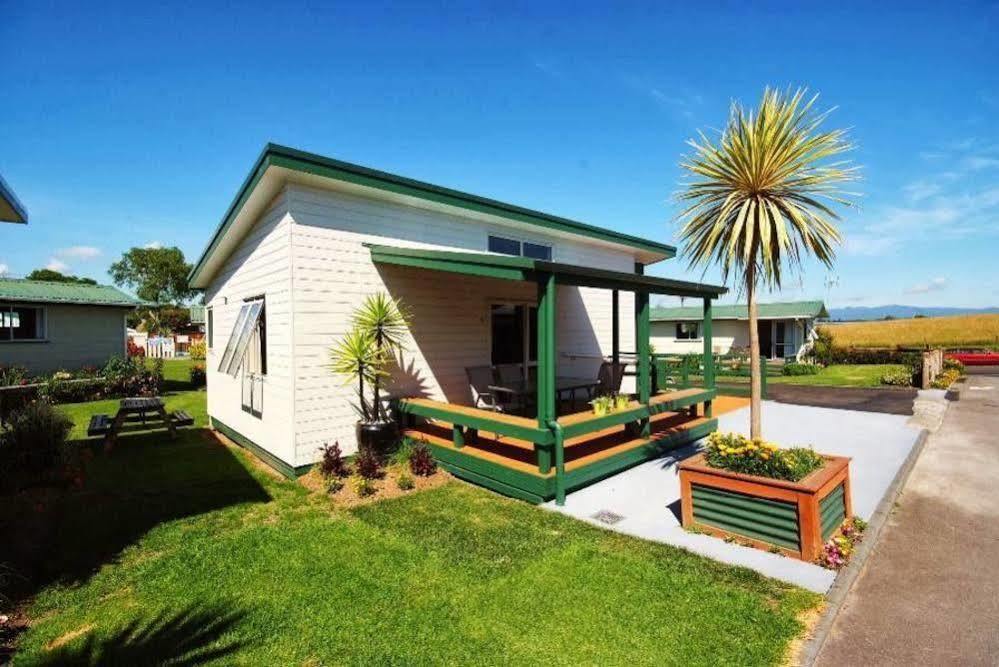 Omokoroa Kiwi Holiday Park Tauranga Buitenkant foto